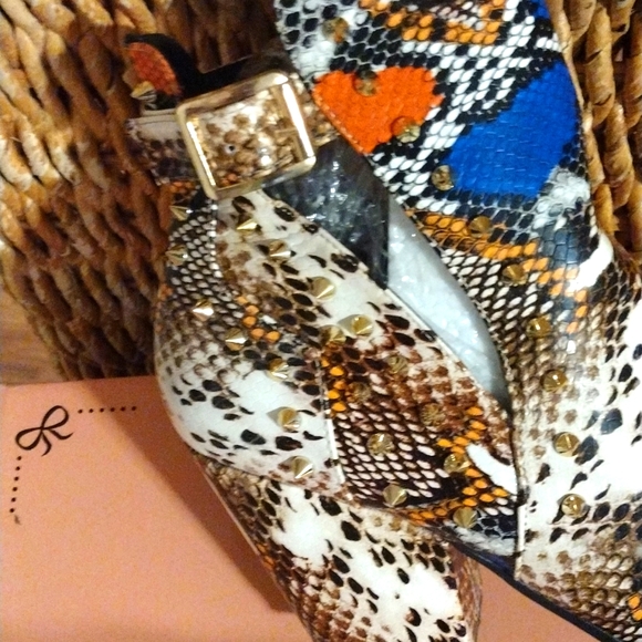 Snakeskin booties - Picture 5 of 5